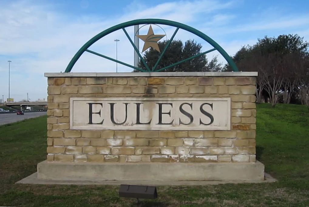Local Euless city sign, part of the community we serve with public adjusters.